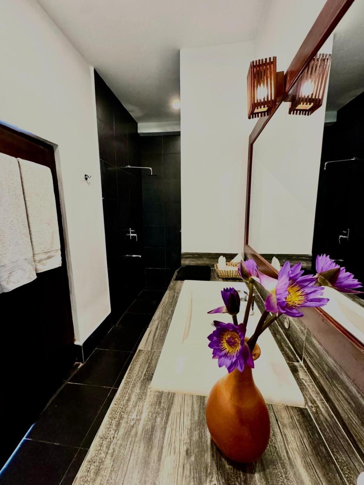 Sundaras Infinity Jungle Resort Dambulla Buitenkant foto