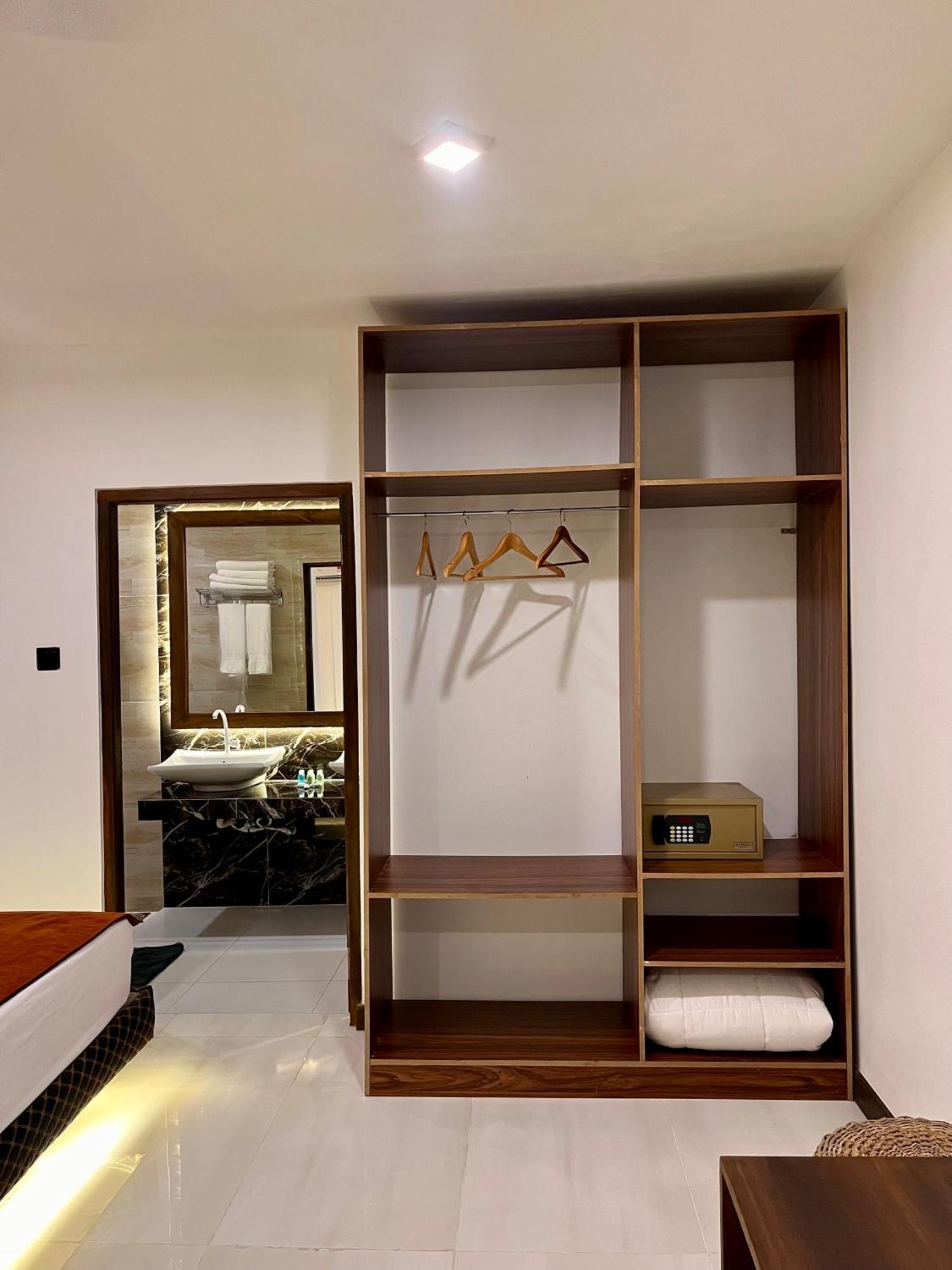 Sundaras Infinity Jungle Resort Dambulla Buitenkant foto