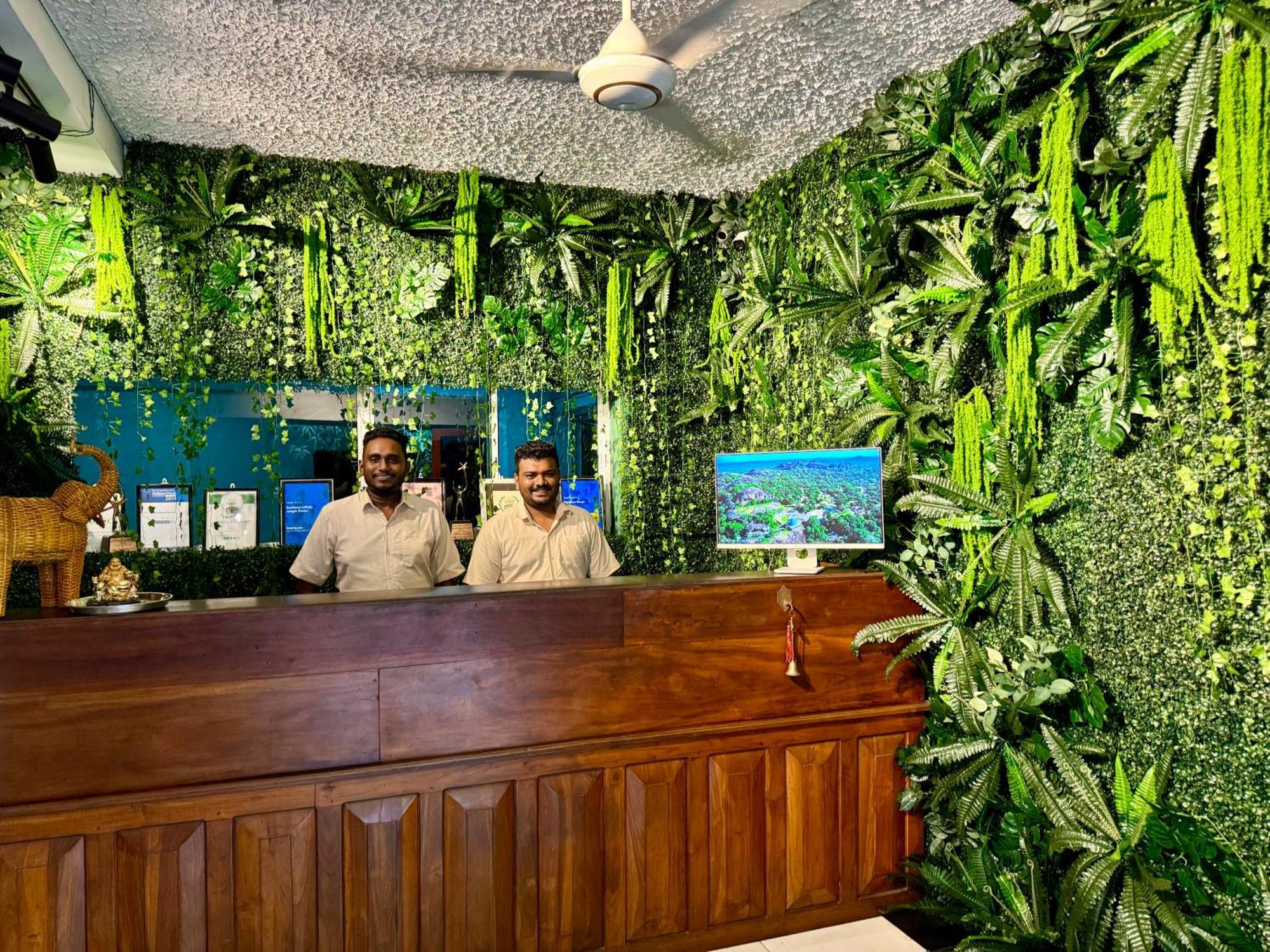Sundaras Infinity Jungle Resort Dambulla Buitenkant foto